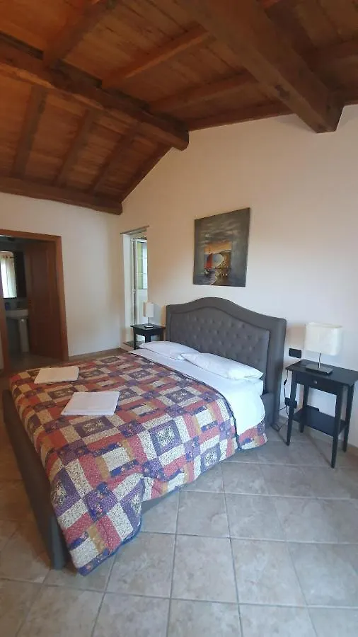 Il Girasole Bed & Breakfast Semorile Italy