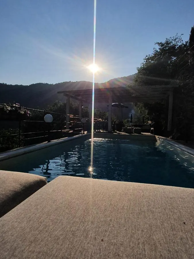 Bed & Breakfast Il Girasole Bed and Breakfast Semorile Italië